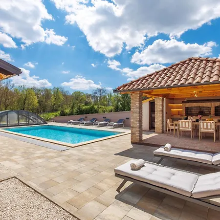 Willa Lux Pool Zen - Located In Peaceful Village Near Rijeka And Opatija
