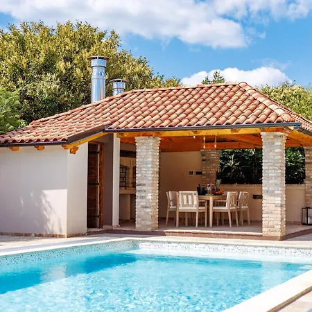 Villa Lux Pool Zen - Located In Peaceful Village Near Rijeka And Opatija *