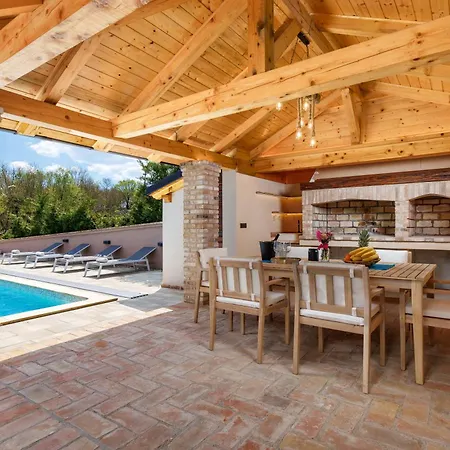 Lux Pool Zen - Located In Peaceful Village Near Rijeka And Opatija
