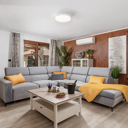 Lux Pool Zen - Located In Peaceful Village Near Rijeka And Opatija * Klana