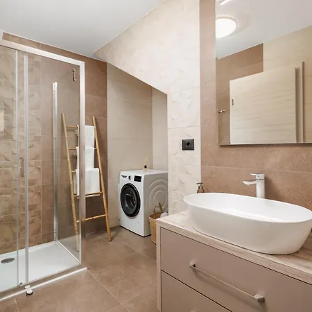 Villa Lux Pool Zen - Located In Peaceful Village Near Rijeka And Opatija Klana