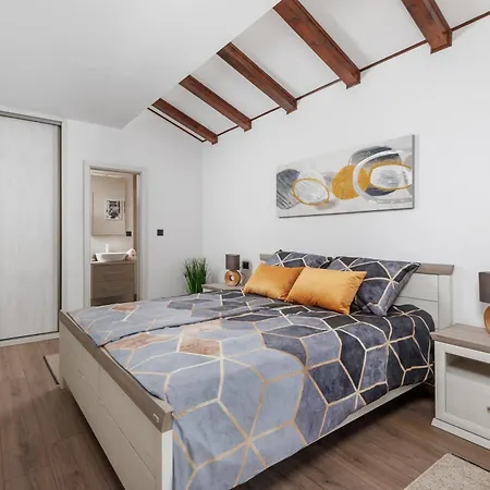 Lux Pool Zen - Located In Peaceful Village Near Rijeka And Opatija Villa *