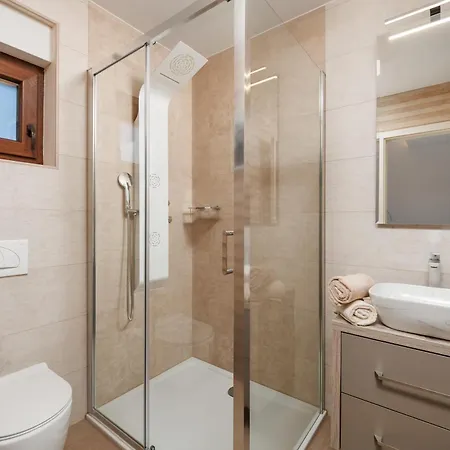 Lux Pool Zen - Located In Peaceful Village Near Rijeka And Opatija Villa *